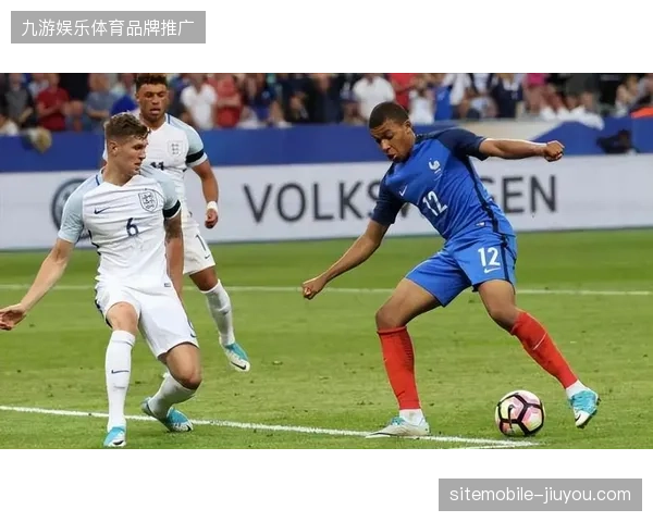 姆巴佩高速冲击考验英格兰防线，三狮军团需制定特殊盯防预案